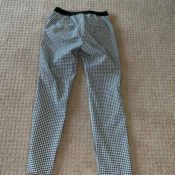 Zara black and white pants. - Picture 5 of 5